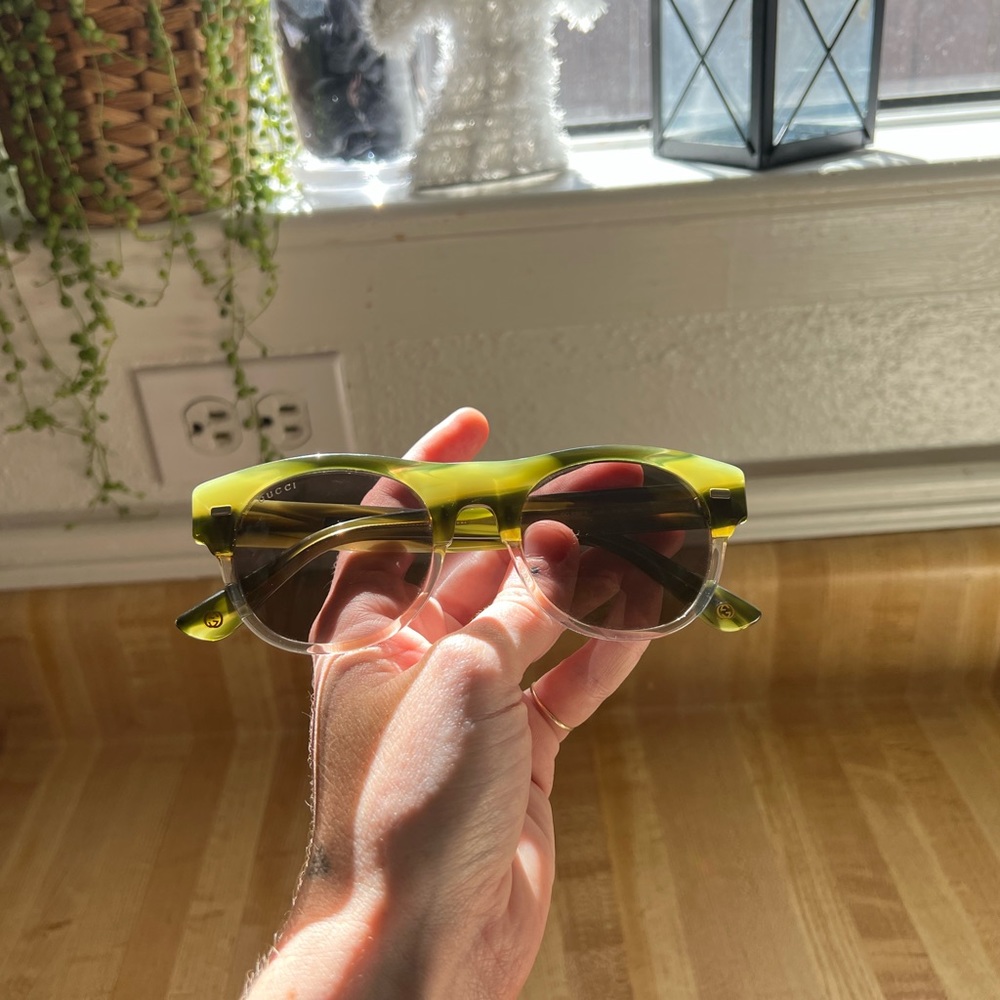 Gucci GG1088/S sunglasses in green and black